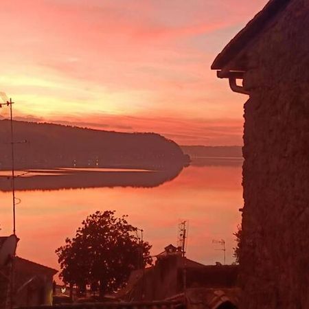 La Torretta Del Lago Villa Anguillara Sabazia Dış mekan fotoğraf