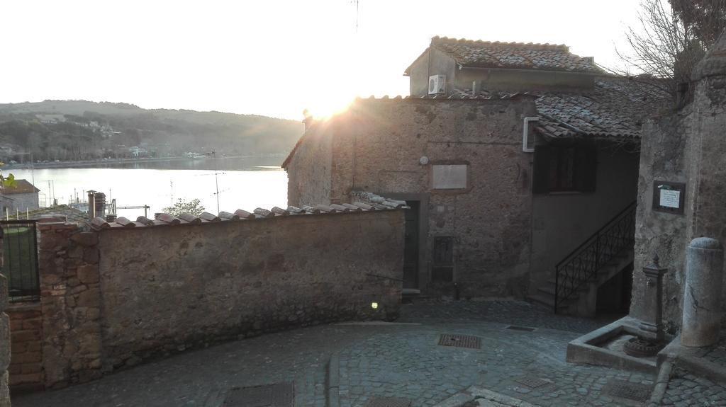 La Torretta Del Lago Villa Anguillara Sabazia Dış mekan fotoğraf