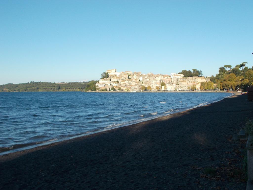 La Torretta Del Lago Villa Anguillara Sabazia Dış mekan fotoğraf